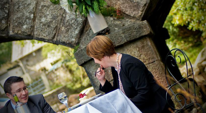 The Glendalough Hotel 래라흐 외부 사진