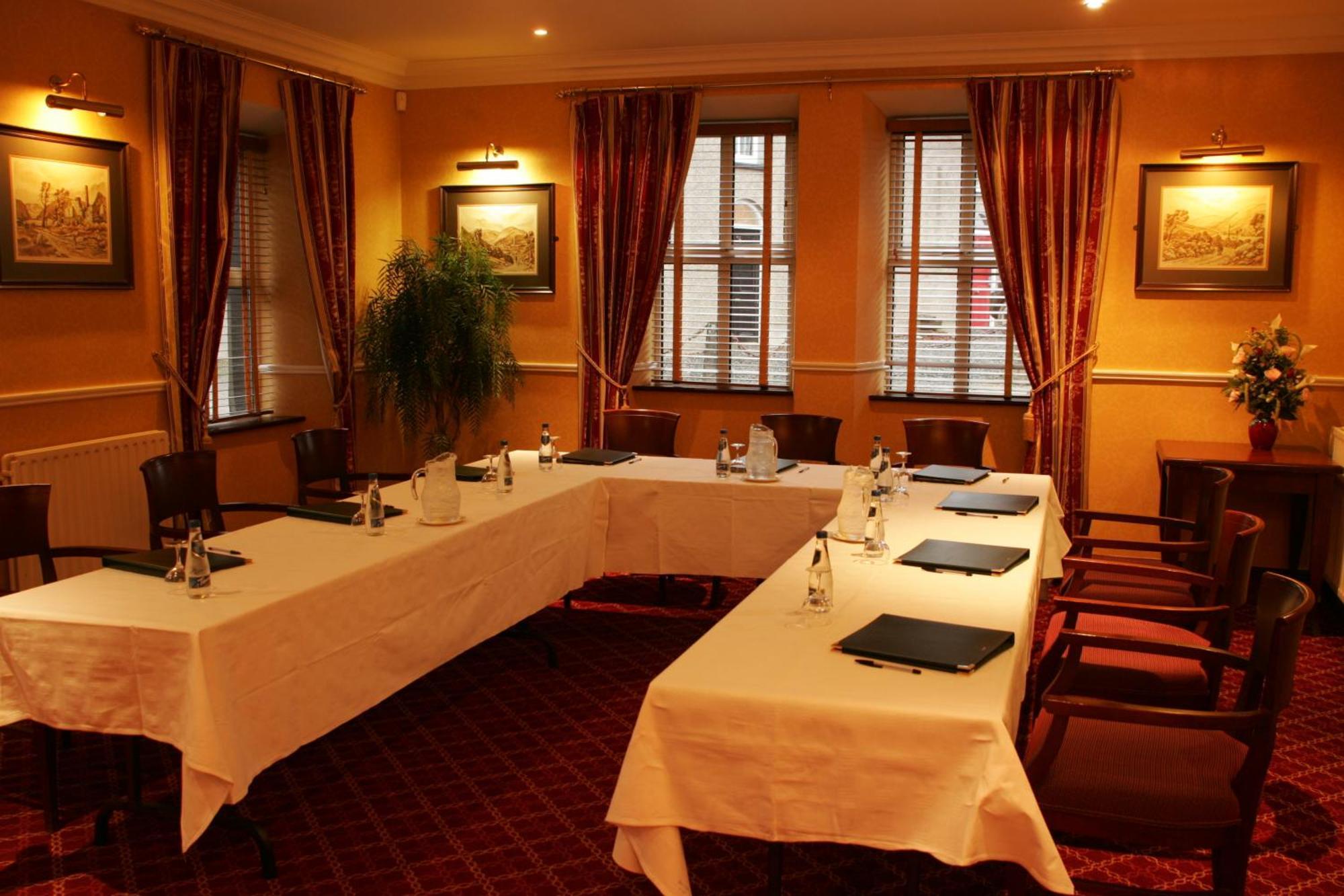 The Glendalough Hotel 래라흐 외부 사진